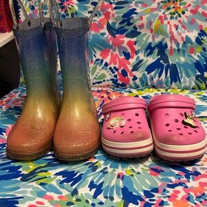 Toddler girl shoe bundle ~ 9/10 light up glitter rain boots & 11 pink Crocs